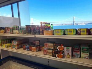 Conserves poissons sardines, thon, morue pont Vasco de Gamma-Photoroom